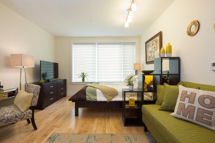 Building Photo - 603 Concord Ave