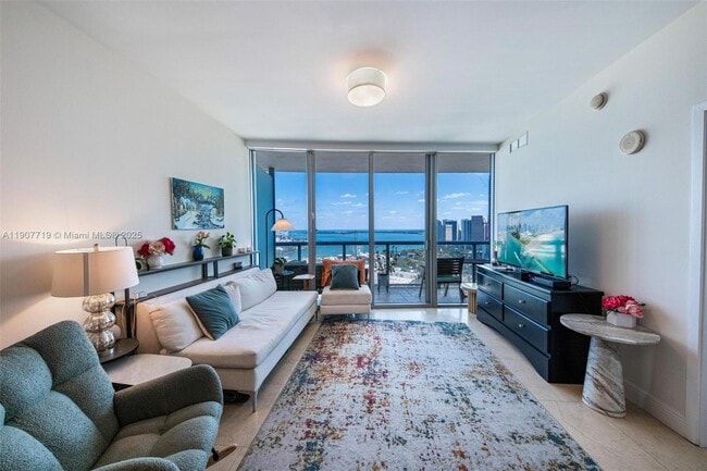 Building Photo - 888 Biscayne Blvd