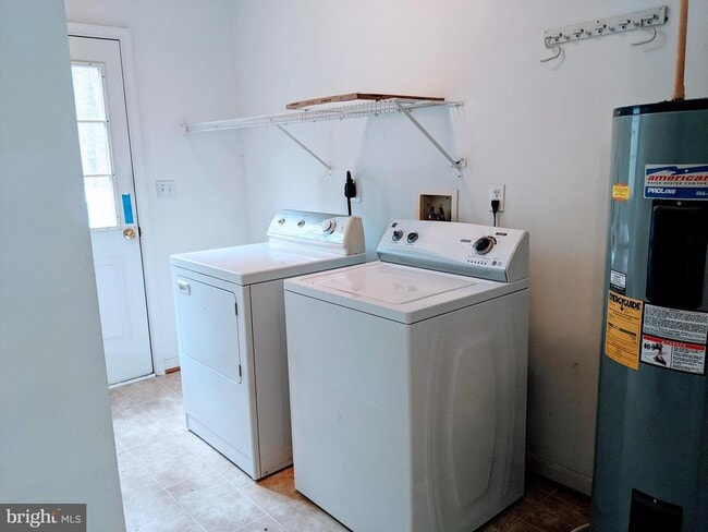 Building Photo - 403 Perrys Corner Rd