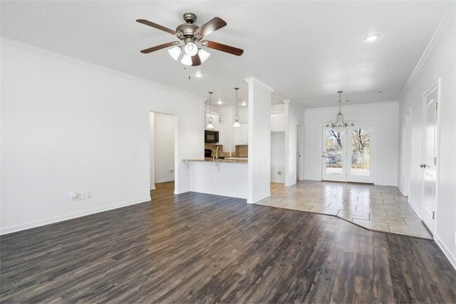 Building Photo - 12459 Bethel Oaks Dr