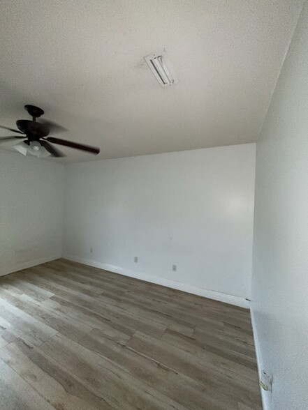 Building Photo - 107 Britt Dr