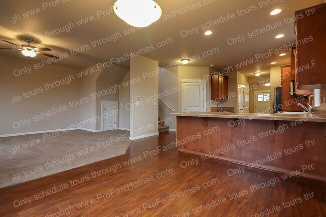 Building Photo - 13386 SE Highpointe St