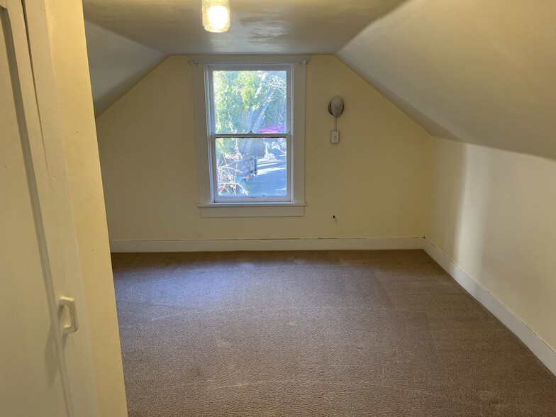 Bedroom 2 - 657 Florence Ave
