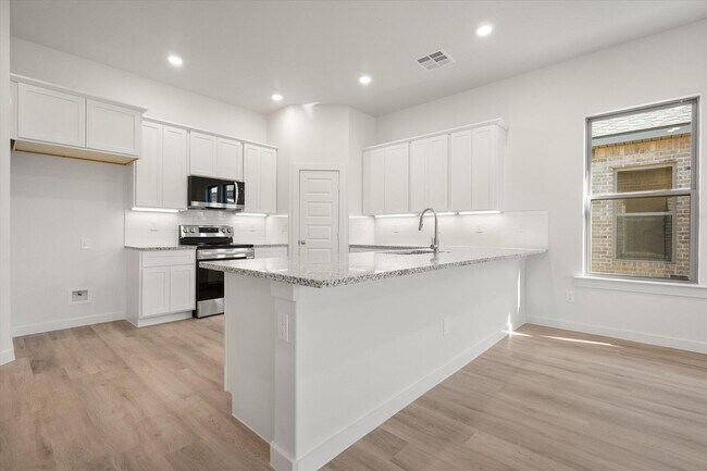 Building Photo - Brand New Construction in Viridian with a FIREPLACE!