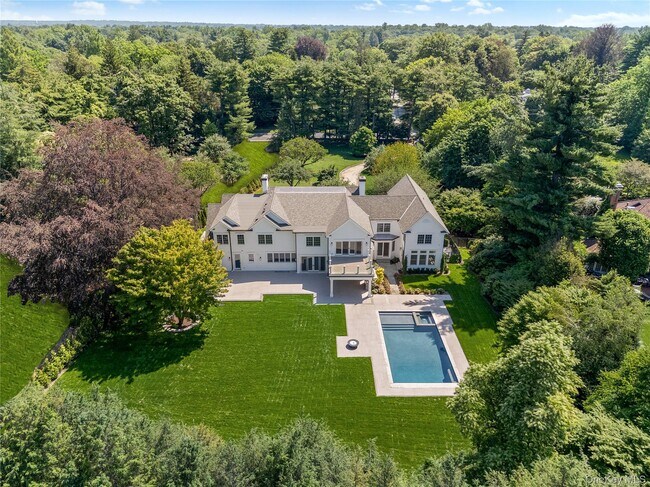 Building Photo - 42 Mamaroneck Rd