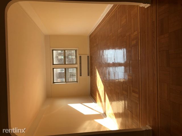 Building Photo - 6421 Booth St