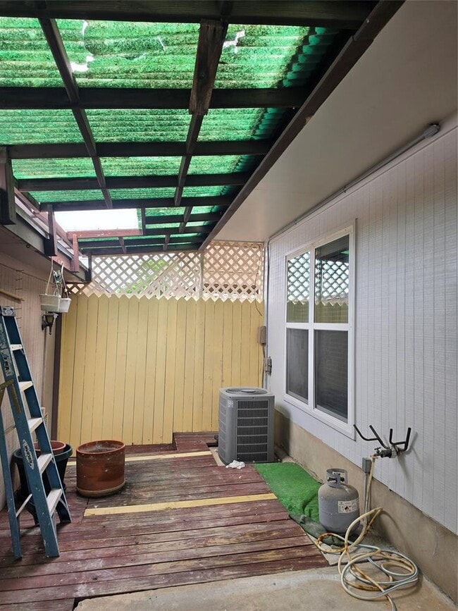 Building Photo - 4412 Shakertown