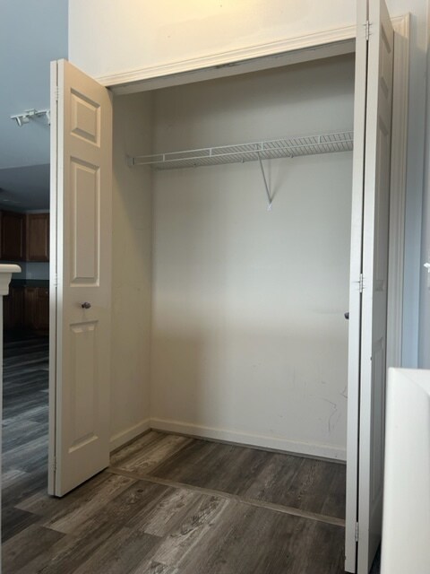 Building Photo - 3300 Hilton Rd