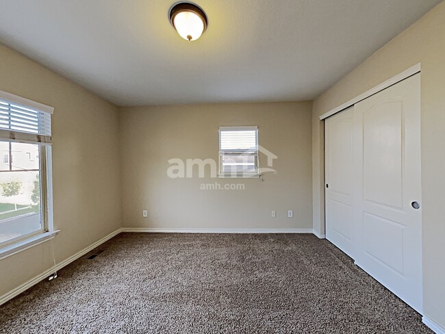 Building Photo - 12204 Hannibal St