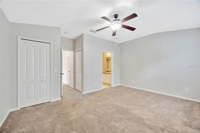 Building Photo - 15780 Fishhawk Falls Dr