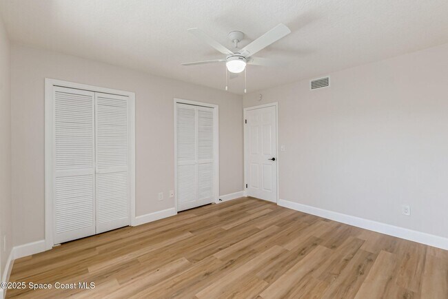 Building Photo - 115 Indian River Dr