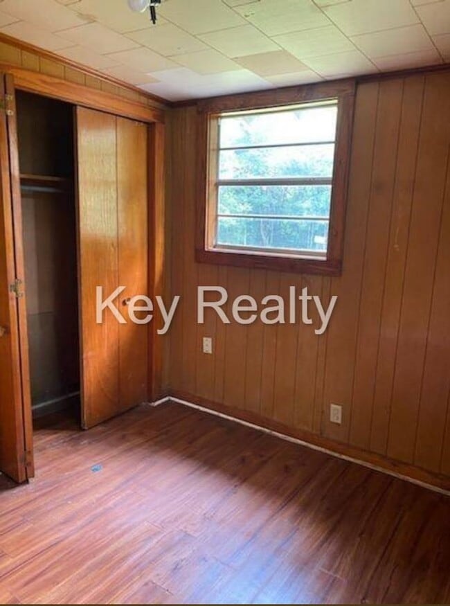 Building Photo - 3016 Asber St