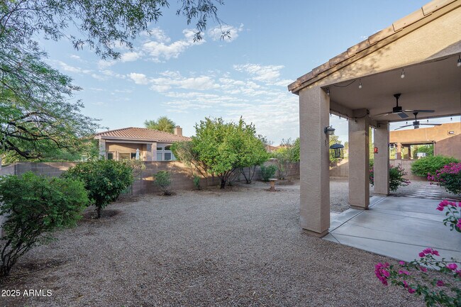 Building Photo - 4609 E Pinnacle Vista Dr