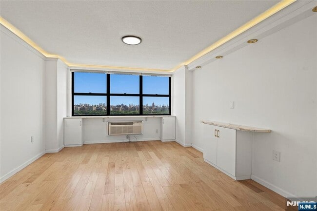 Building Photo - 7004 JFK Blvd E