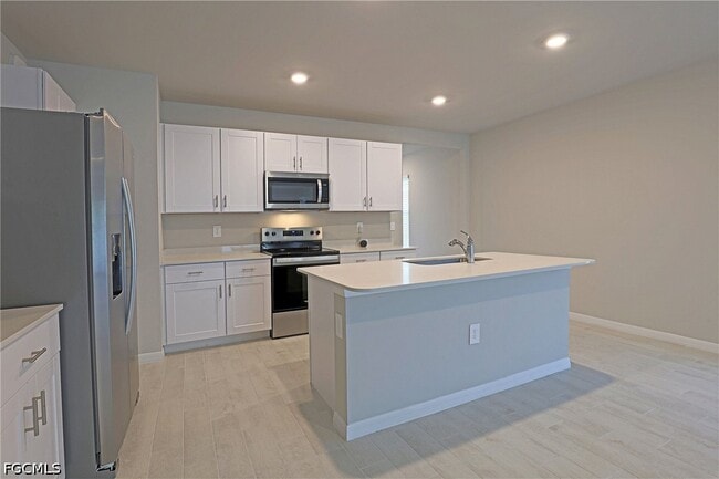 Building Photo - 1156 Brooklands Dr