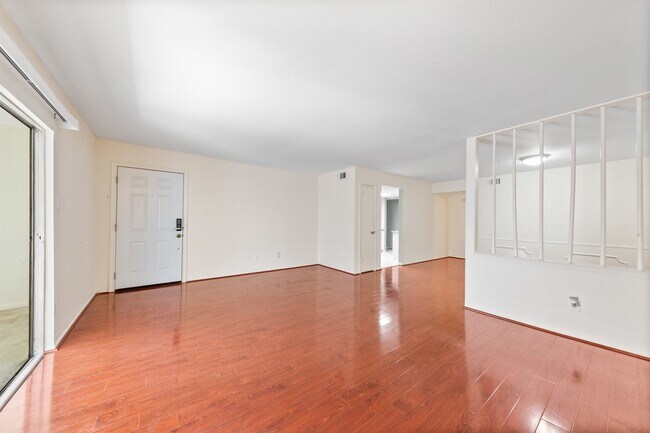 Building Photo - 12633 Memorial Dr