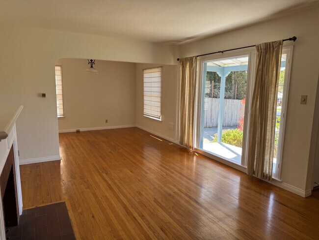 Living Room - 2411 22nd St