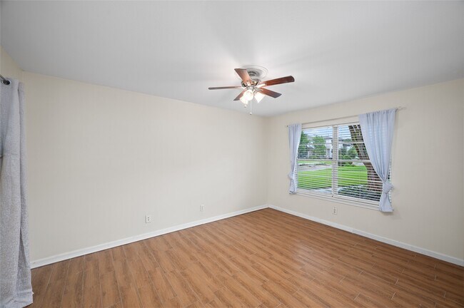 Building Photo - 3835 Tartan Ln
