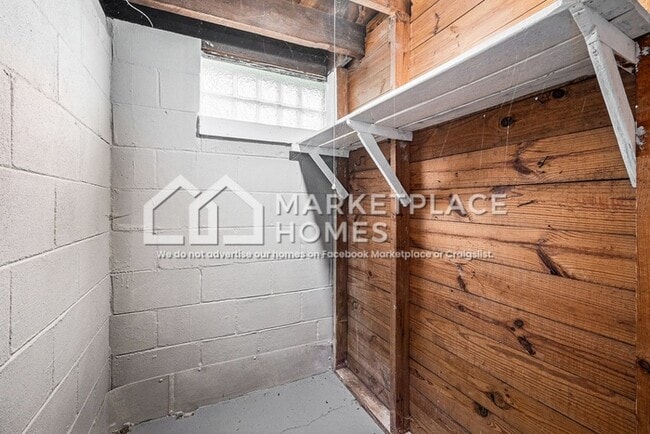 Building Photo - 22046 Birchwood Ave