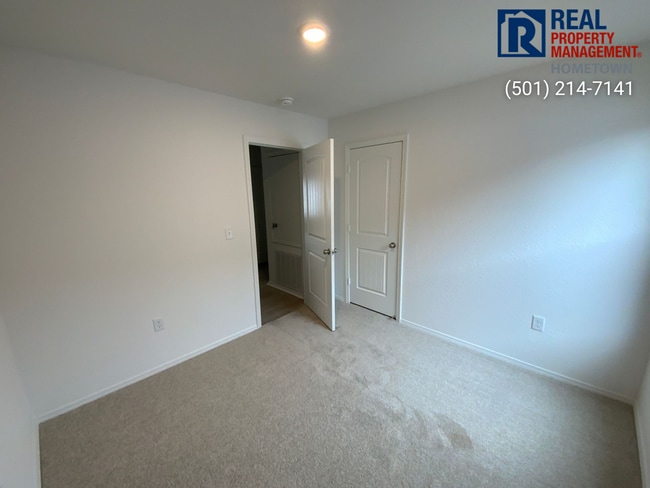 Building Photo - 26 Sourdough Crk Ln