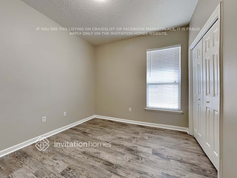 Building Photo - 3813 Westridge Dr