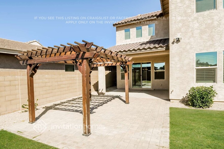 Building Photo - 12141 W Desert Moon Way