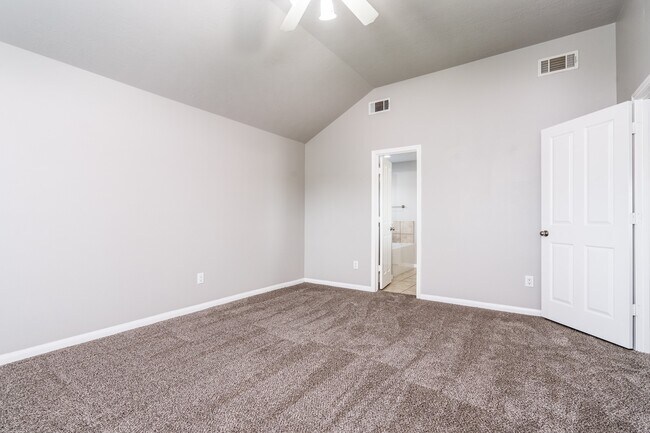 Building Photo - 12947 Millstream Bend Ln