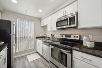 Building Photo - Country Brook Apartments