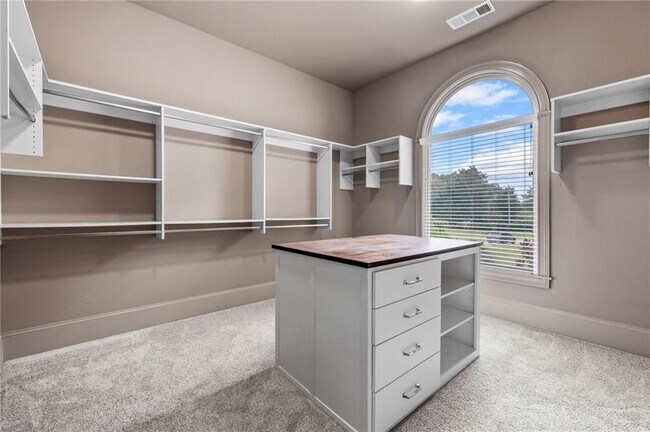 Building Photo - 3574 Druid Walk