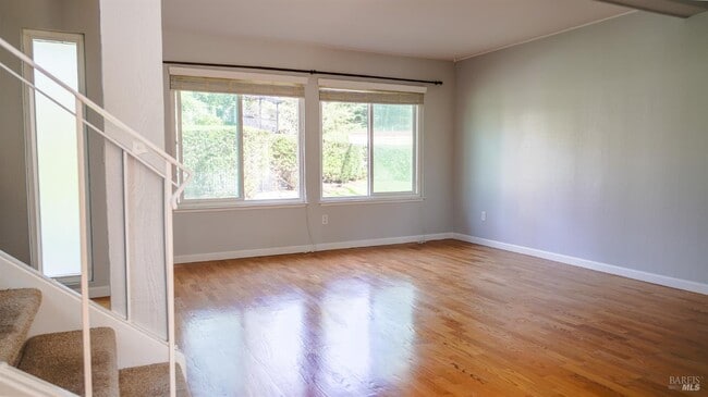 Building Photo - 108 Scotia Ln