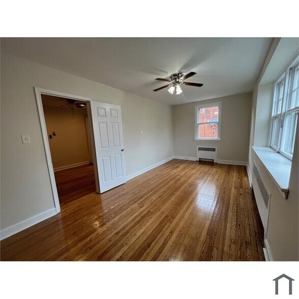 Building Photo - 2444 N 50th St