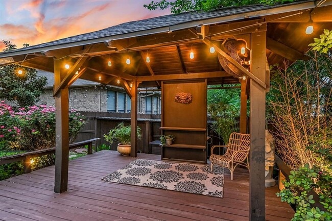 Building Photo - 2417 Turtle Mountain Bend