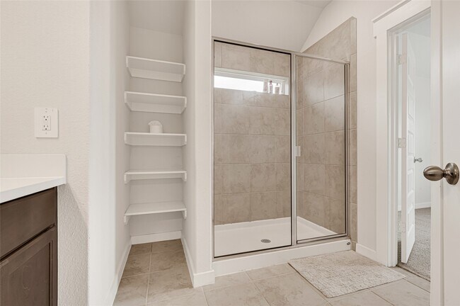 Building Photo - 30280 Kingston Heath Dr
