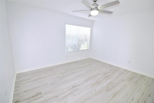 Building Photo - 2610 Chimneystone Cir