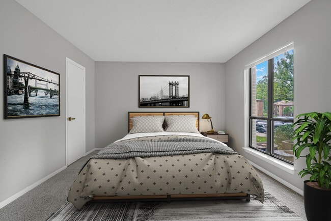 Renovated 1 Bedroom - Bedroom - Samara East