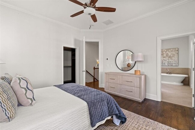 Building Photo - 821 Virginia Park Cir NE