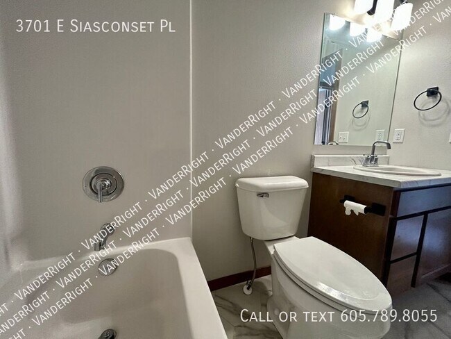 Building Photo - 3701 E Siasconset Pl