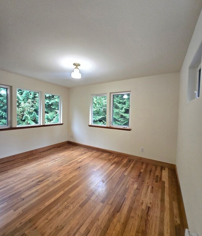 Building Photo - 2 Bedroom, 2 Bathroom Home For Rent in the...