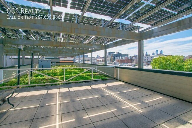 Building Photo - 152-58 W Laurel Street-208