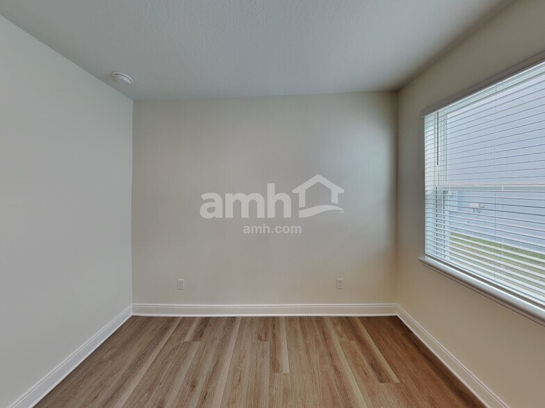 Building Photo - 2526 Feather Crst Dr