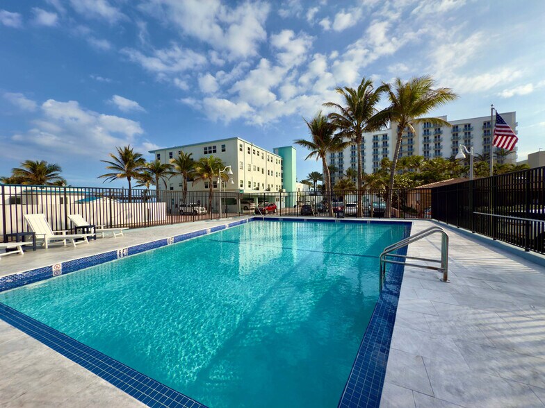 Building Photo - 104 Harding St