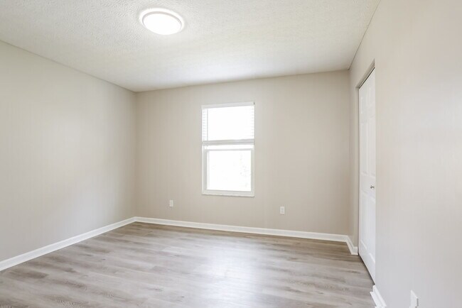 Building Photo - 112 Acton Ct