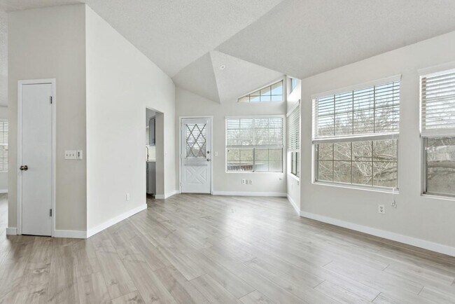 Building Photo - 8609 Ephraim Road