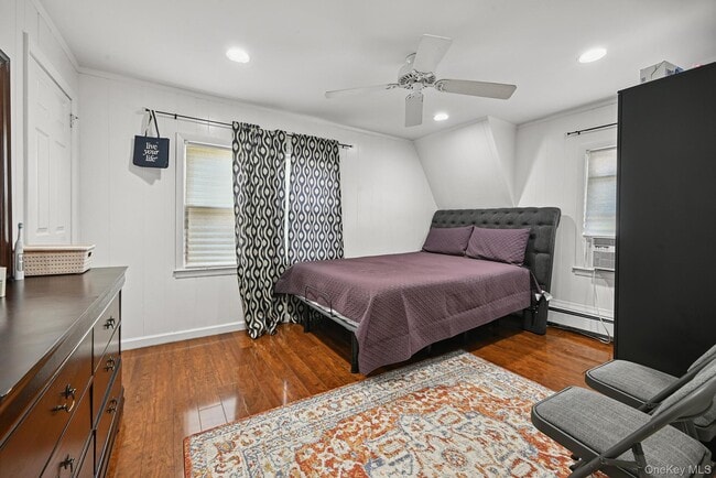 Building Photo - 13 Herbert Ave