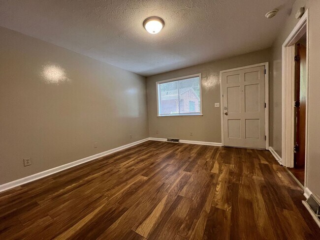 Interior Photo - Chamberlain Pines