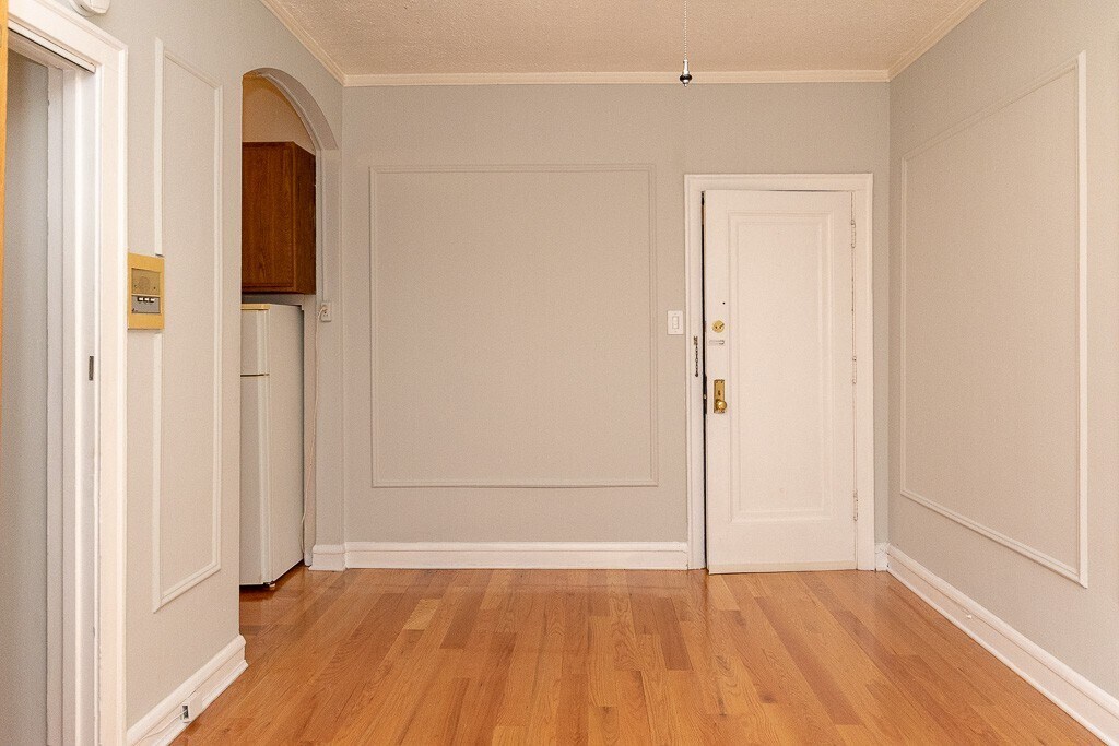 Building Photo - 2832 N Burling