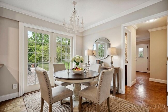 Building Photo - 5721 Londonderry Rd