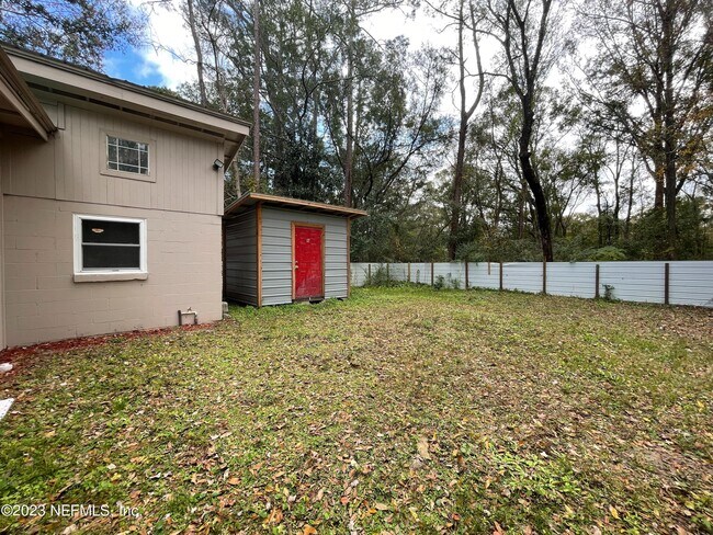 Building Photo - 6328 Delacy Rd