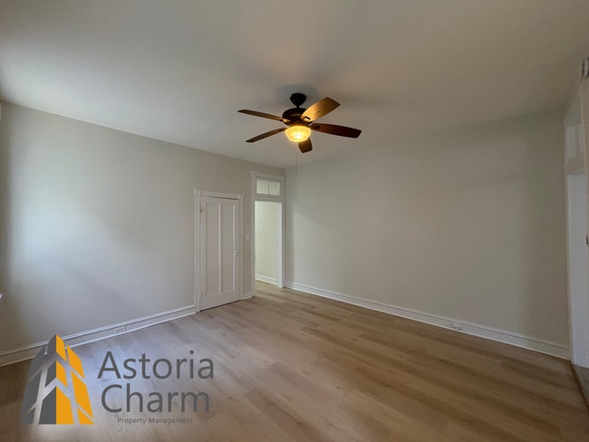 Building Photo - Updated 3-Bedroom Rental with Open Layout ...