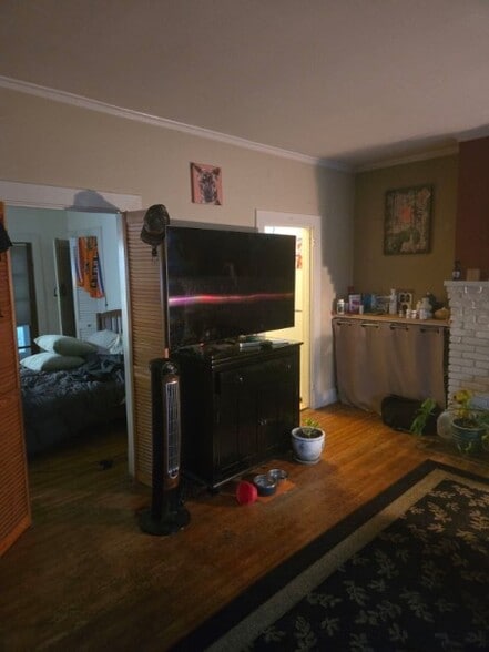 Building Photo - 259 Hanover St